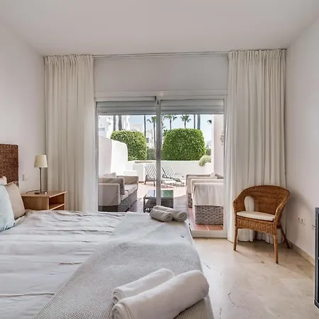 شقة Family-friendly Garden - Lunymar Golf Estepona, Pool & Near إِستيبونا